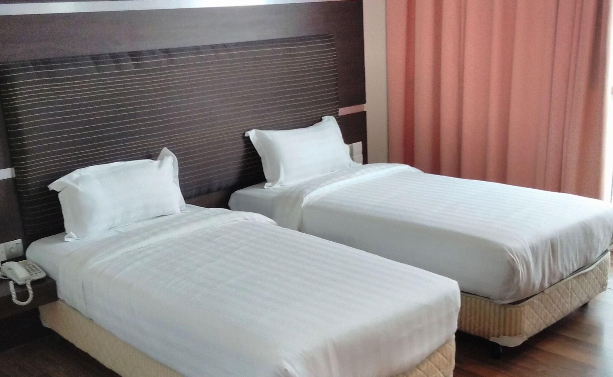 Courtyard Hotel 1Borneo Kota Kinabalu Kültér fotó