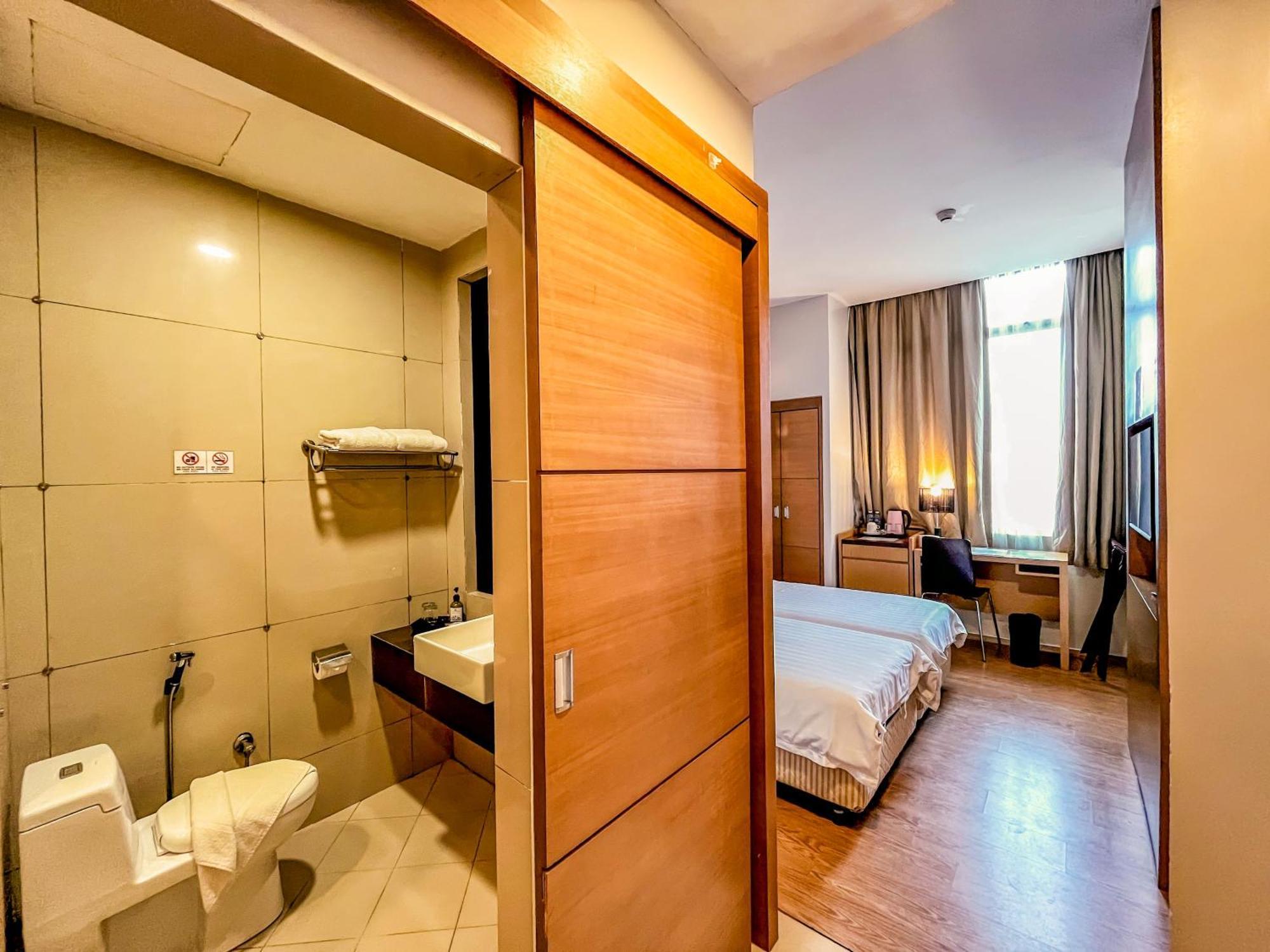 Courtyard Hotel 1Borneo Kota Kinabalu Kültér fotó