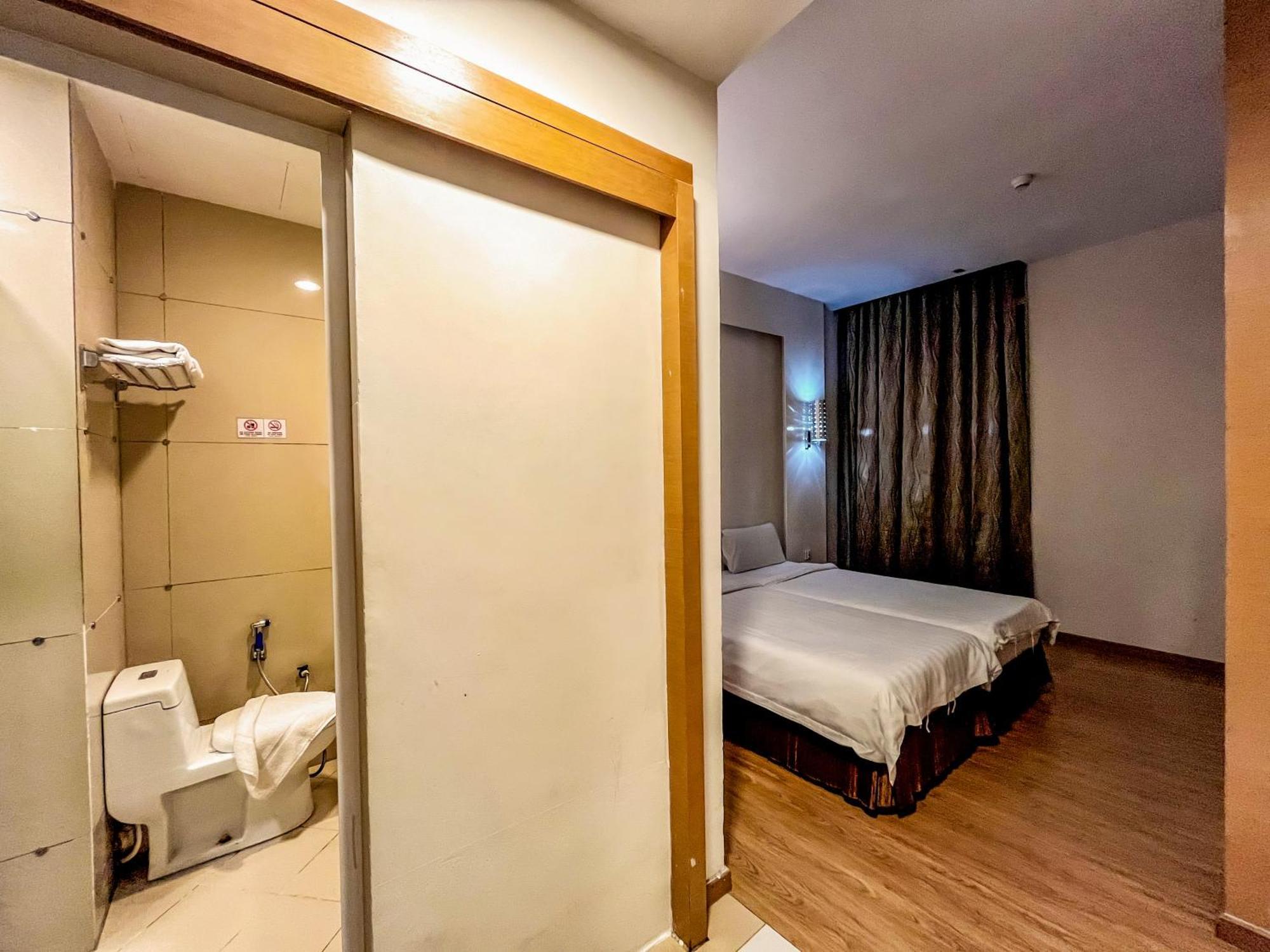 Courtyard Hotel 1Borneo Kota Kinabalu Kültér fotó